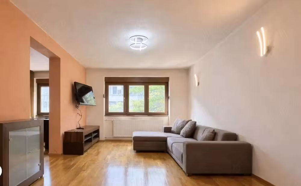 Proprietar vând apartament