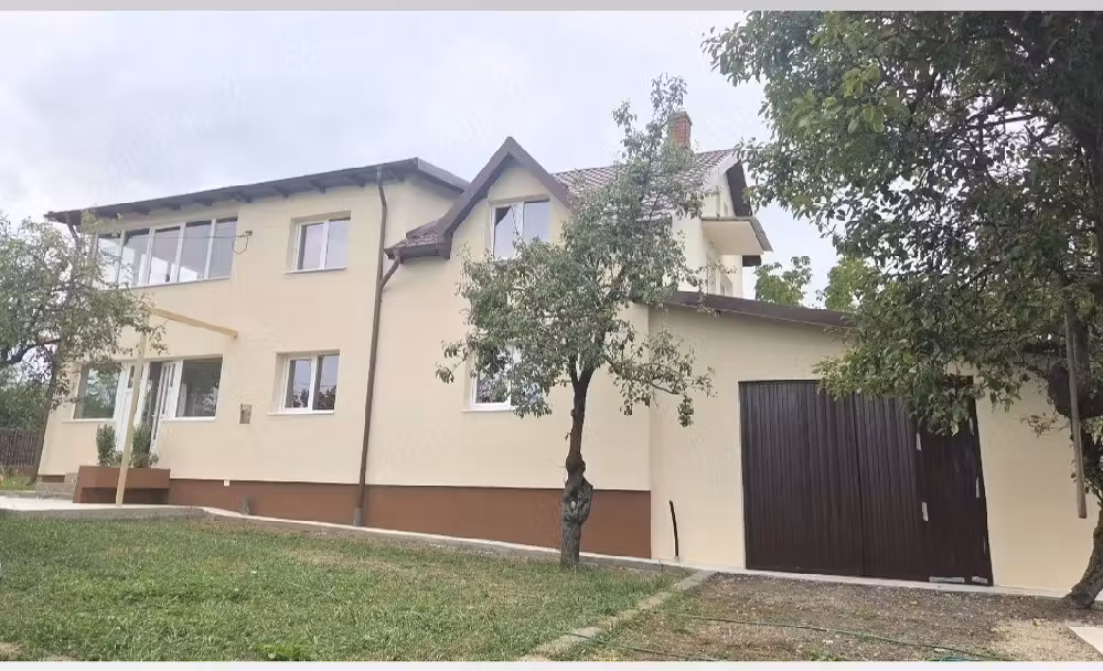 Vand casa Hintesti,(Dealul Viilor )Mosoaia)
