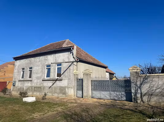 Casă Varias
