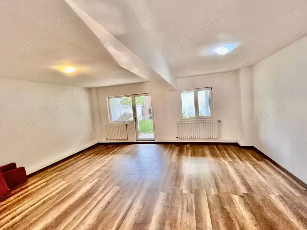 Proprietar vand Duplex 5 camere zona Lipovei