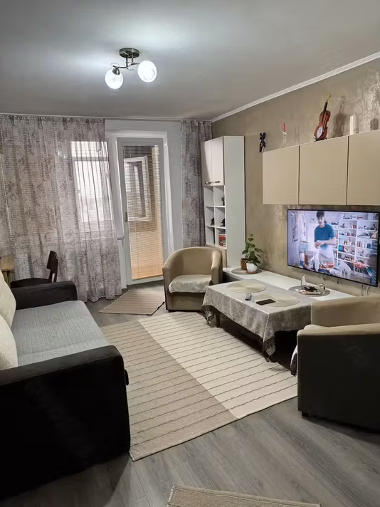 Apartament Roman