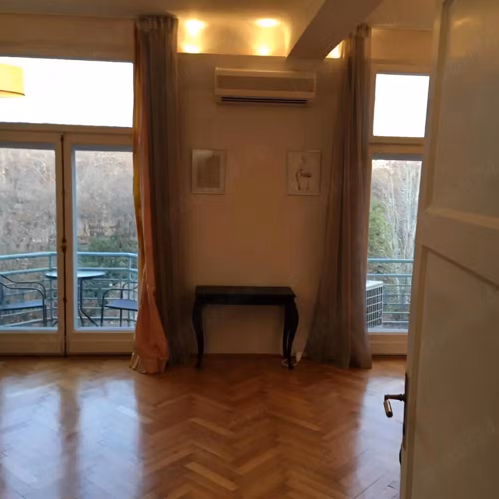 Apartament 6 camere Schitu Măgureanu