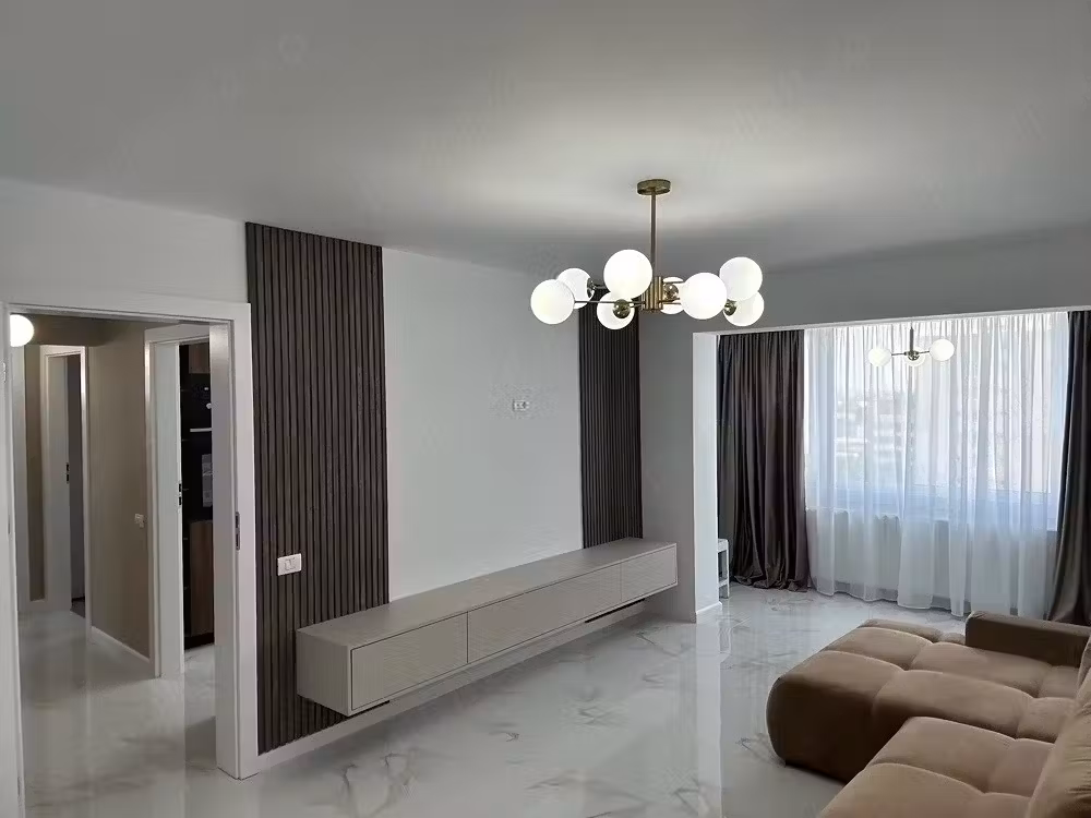 De închiriat   Apartament 2 camere | Prima închiriere | Tomis Nord | Vedere superbă către lac