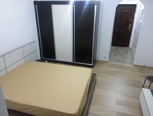 Garsonieră Sector 2