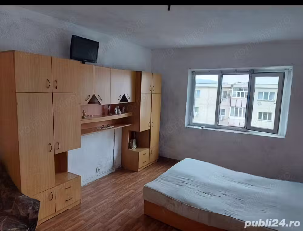 Vând Apartament  2 Camere in  Rovinari
