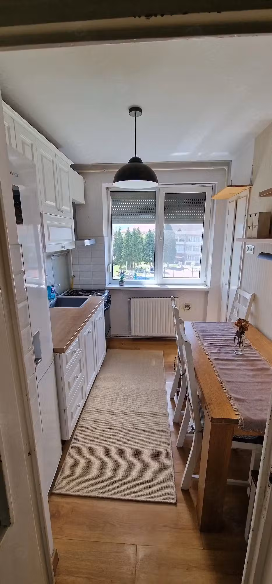Chirie apartament 4 camere zona str. Marinescu