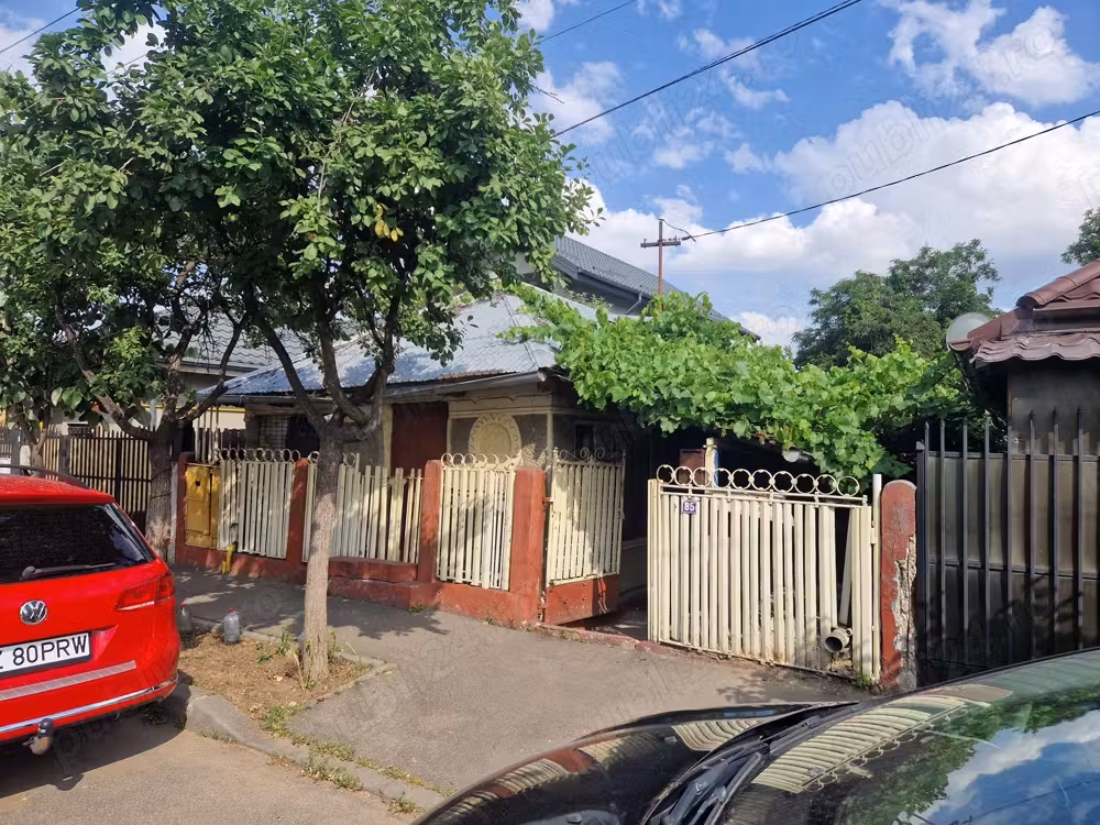 Casa de vanzare in cartierul Mihai Viteazul