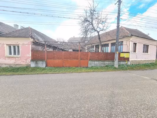 Casă Central