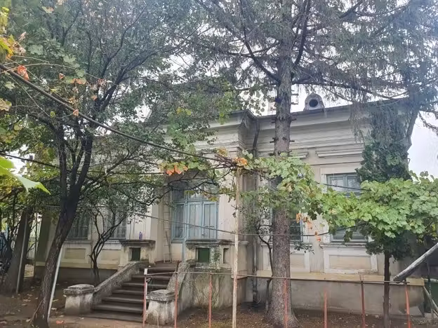 vanzare casa cartier Munteni Barlad