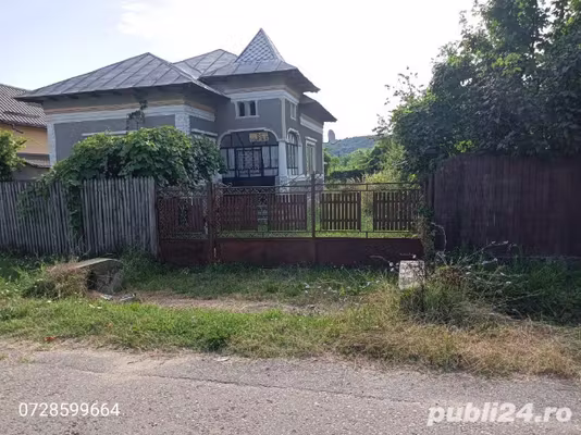 Casă Leordeni