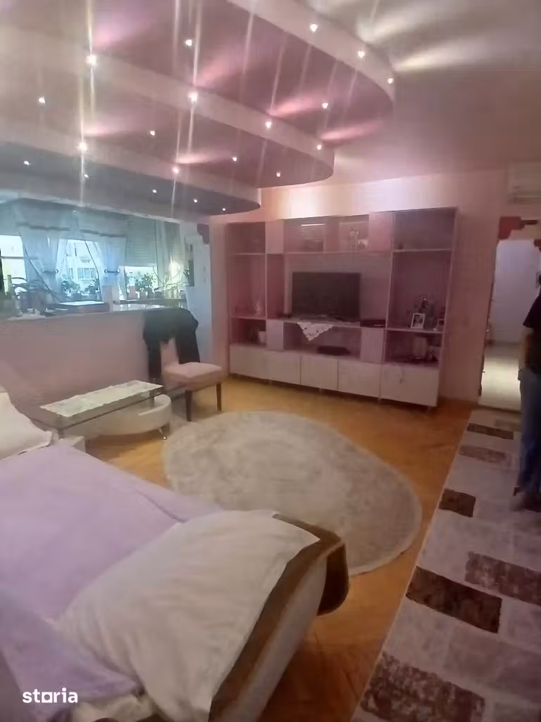 Apartament 3 camere etaj 2 Calea Martirilor