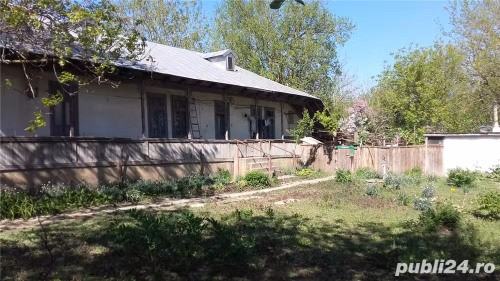 Casa de vânzare central- Comuna Băneasa - Jud Galați