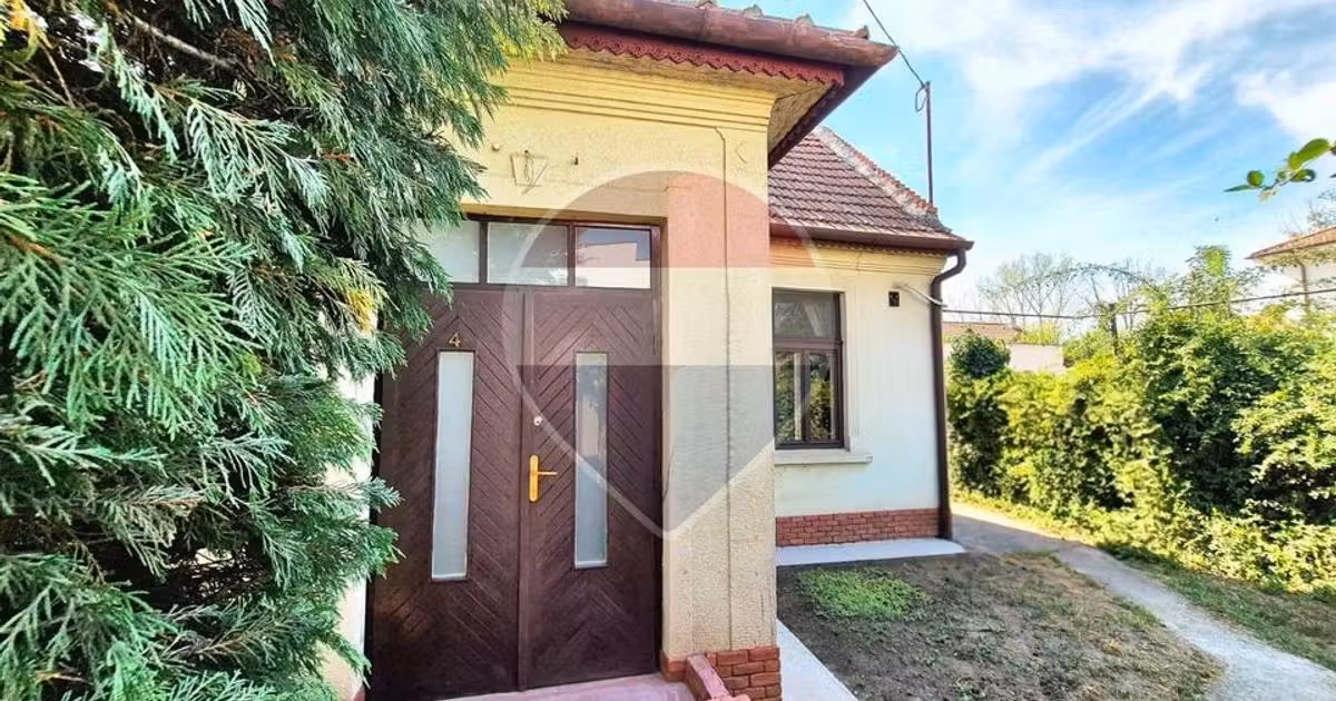 Casă individuală de vânzare cu 3 camere, mobilată în zona Mureșel, Arad