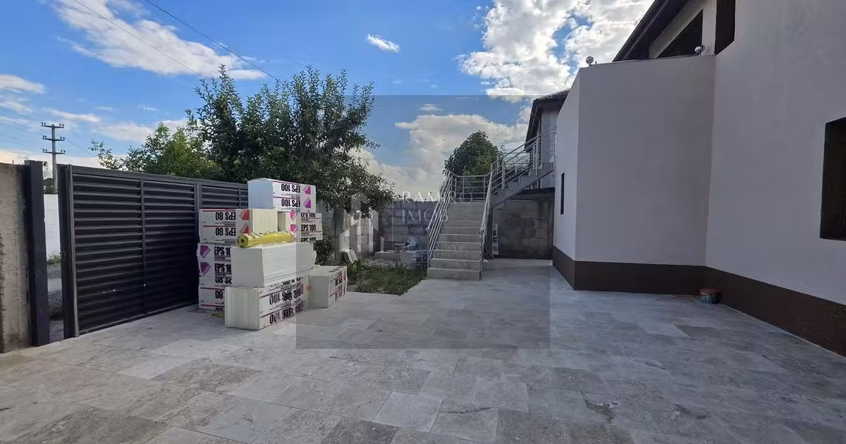 Casă individuală de vânzare cu 6 camere în Măgurele
