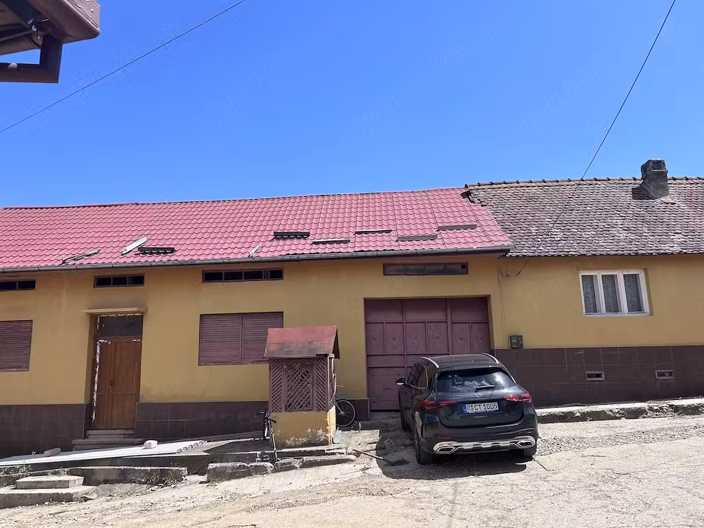 Casă de vânzare la Teregova!