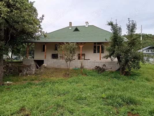 Casă Central