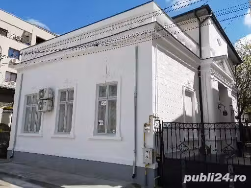 Cișmigiu, Vila interbelica eleganta D+P+1, curte