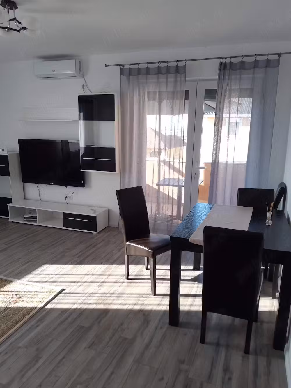 Apartament 2 camere de inchiriat