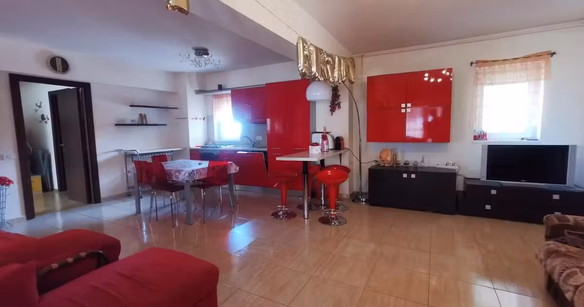 Apartament de vânzare cu 3 camere în Mamaia