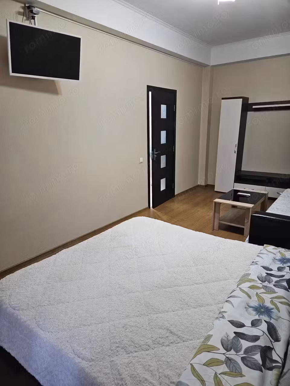 Garsoniera de inchiriat in zona Gorjului