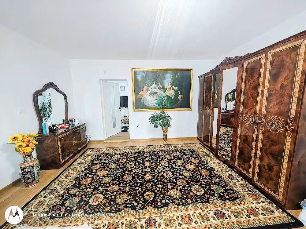 Vand casă în Hunedoara, 3 camere, 2 bai, zona Chizid 159.000 Euro Negociabil