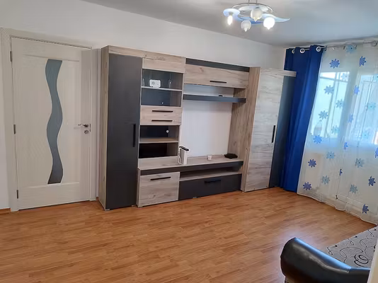 Apartament Bazar