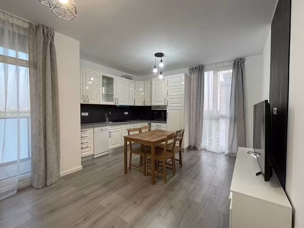 Apartament cu 3 camere de inchiriat direct de la proprietar