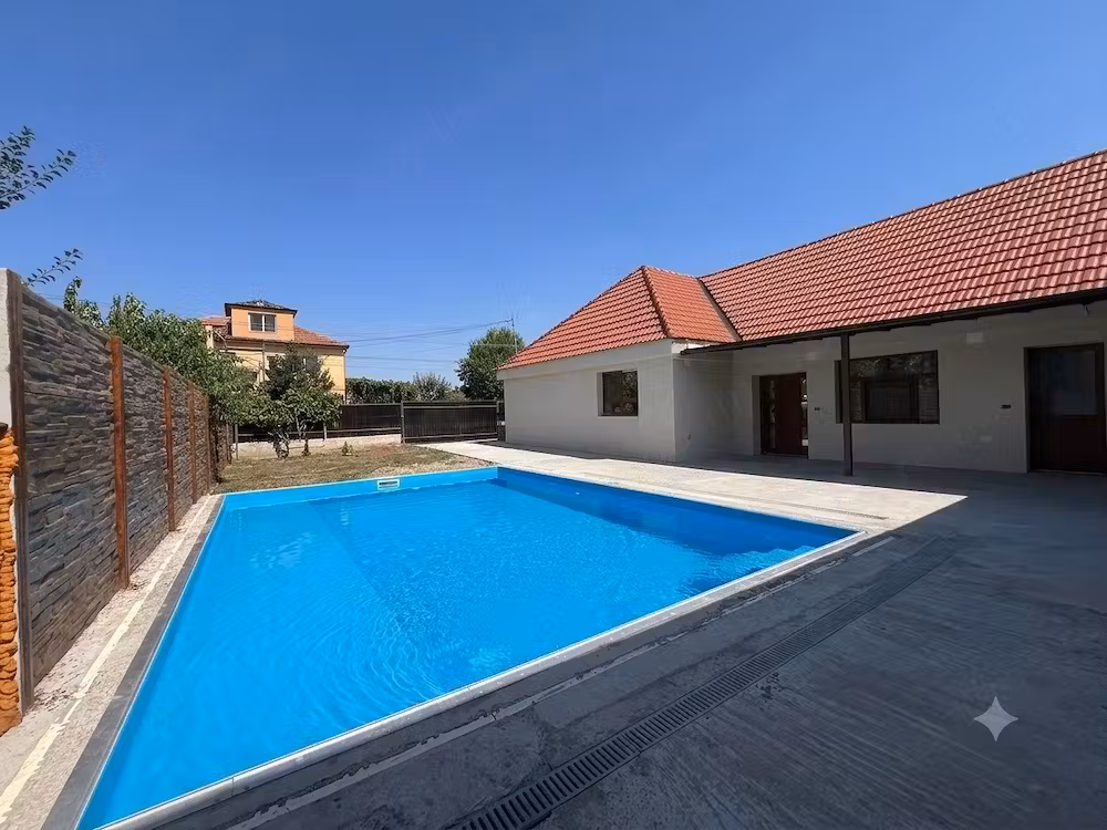 Casă individuală | 5 camere | Piscină | Cartier Plopi Timisoara