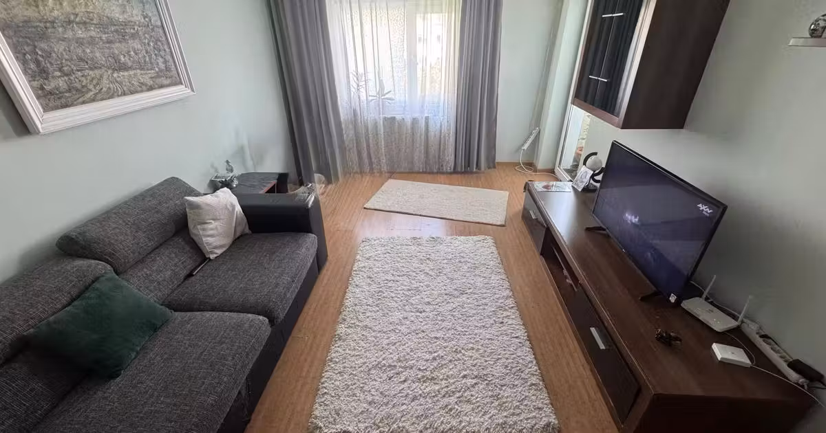 Apartament de vânzare cu 3 camere în zona Sebastian, Sector 5