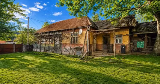 Casă Lemnia