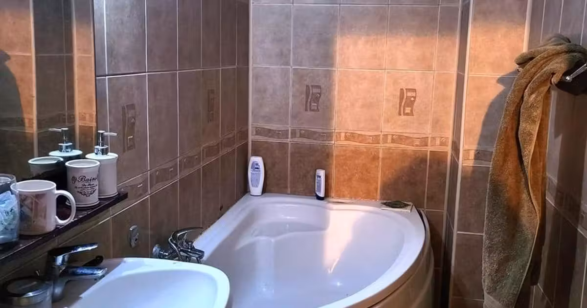 Apartament de vânzare cu 4 camere în zona Nerva Traian, Sector 3
