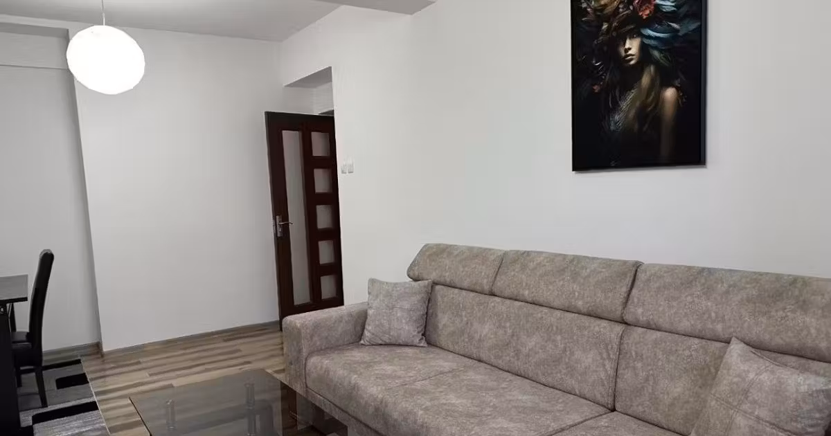 Apartament de vânzare cu 3 camere, mobilat în zona P-ța Romană, Ultracentral