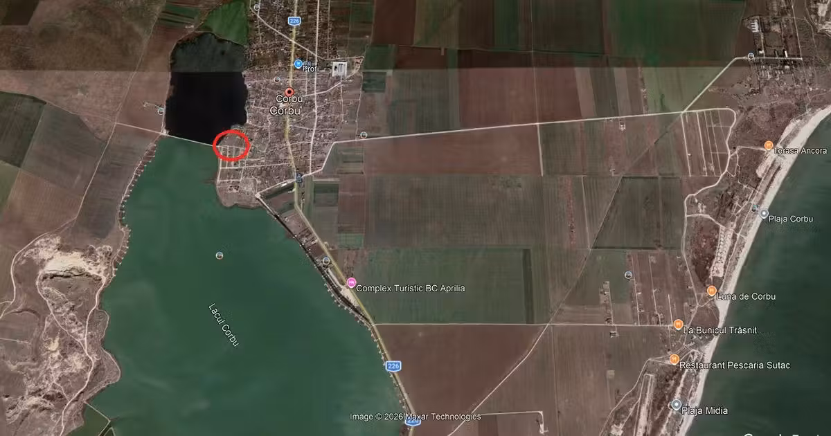 Teren Construcții intravilan de vânzare de 2380 mp, în Corbu