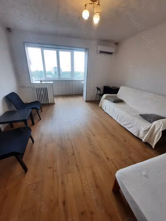 Apartament Titan