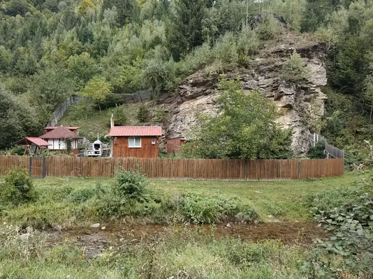 Casă Valea Ierii