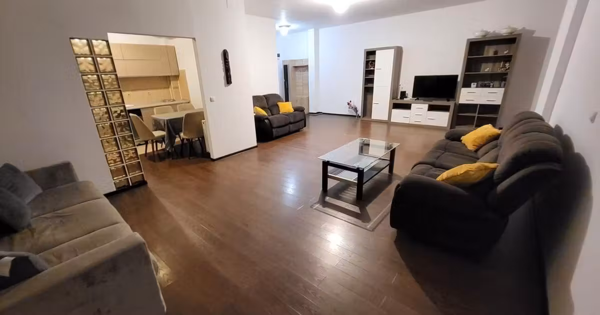 Casă individuală de vânzare cu 3 camere în zona Străulești, Sector 1