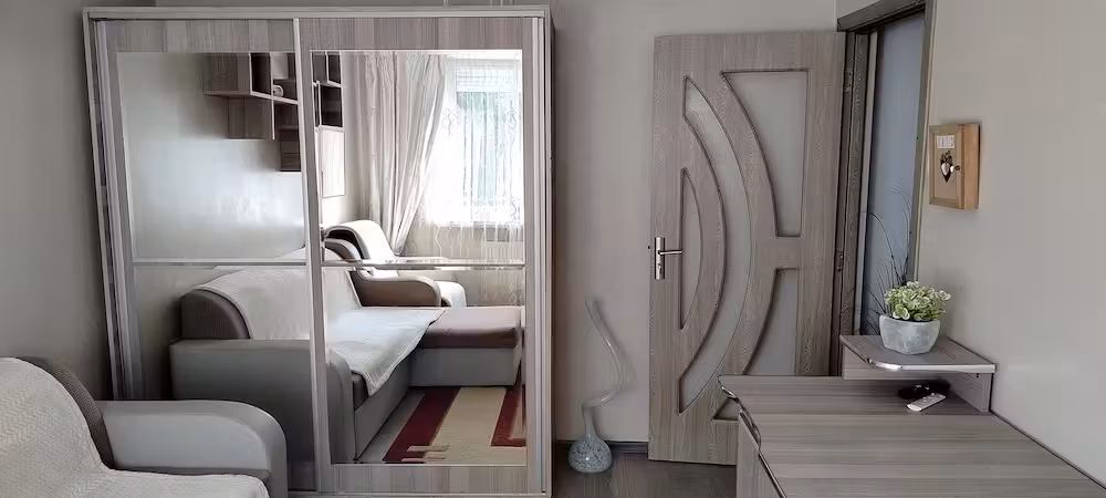 Inchiriez Apartament cu o camera