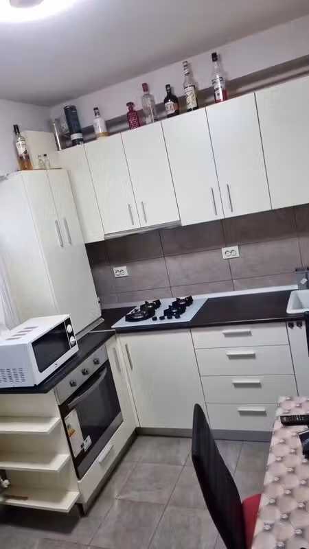 Berceni , 2 minute metrou Dimitrie Leonida