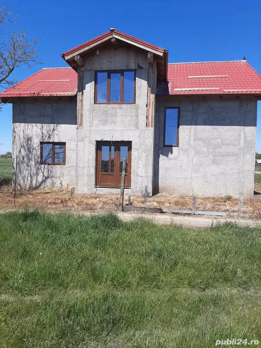Casă Ivanda