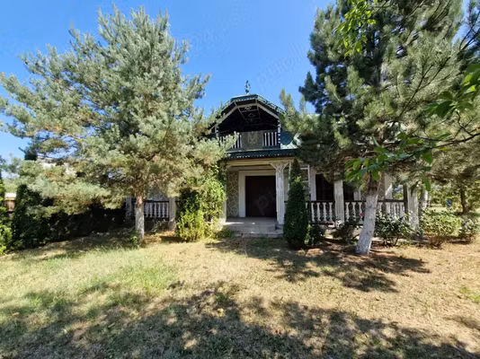 Casă Ruginesti
