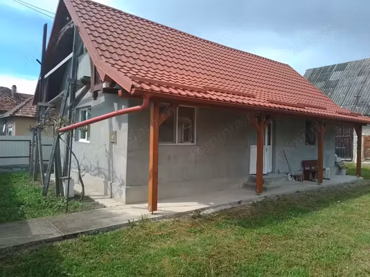 Casă Almasu