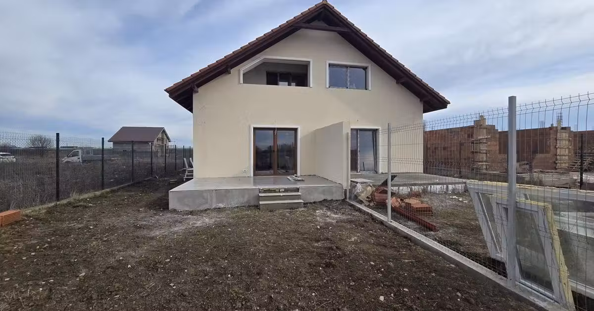 Duplex de vânzare cu 4 camere în Moșnița Nouă