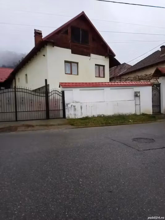 Casă Vaideeni