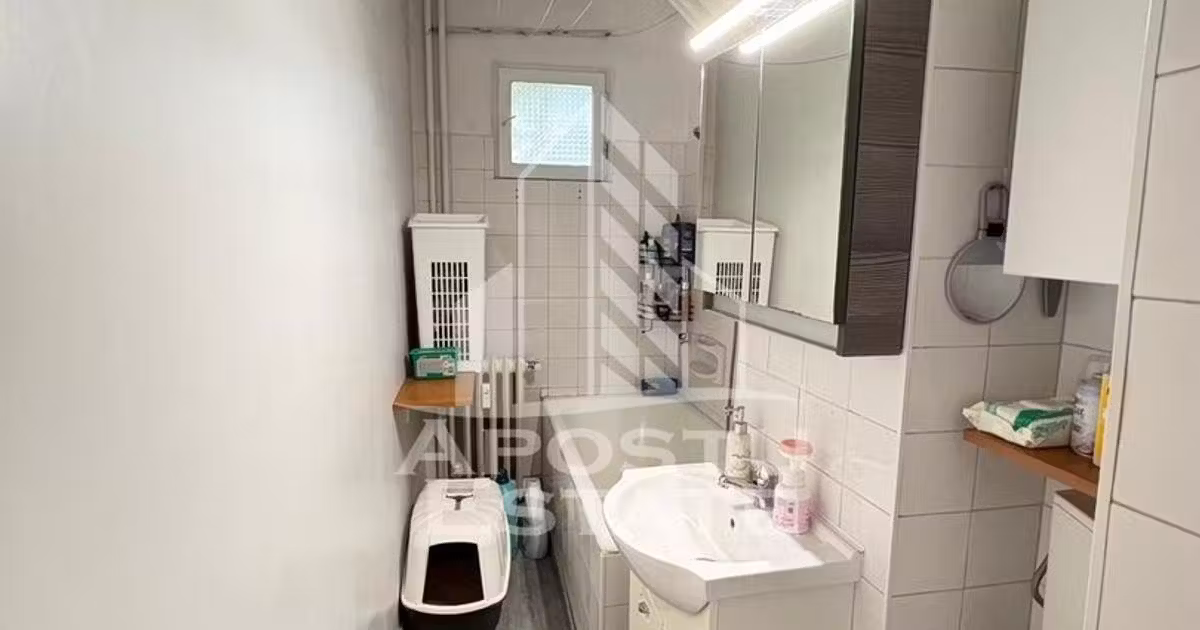 Apartament de vânzare cu 3 camere, mobilat în zona Circumvalațiunii, Timișoara