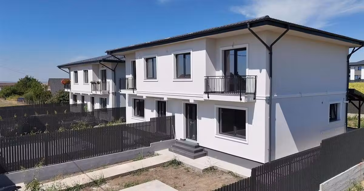 Duplex de vânzare cu 4 camere în Valea Lupului