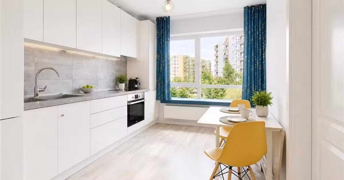 Apartament de vânzare cu 2 camere, mobilat în zona Avantgarden, Brașov