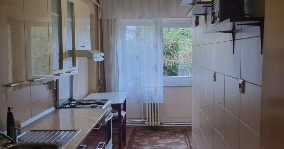 Apartament de vânzare cu 3 camere în zona Podul de Fier, Iași