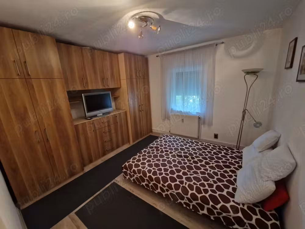 Închiriez apartament cu 1 camera in Arad lângă Confecti