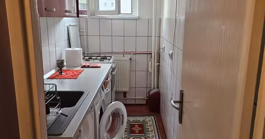 Garsonieră Titan