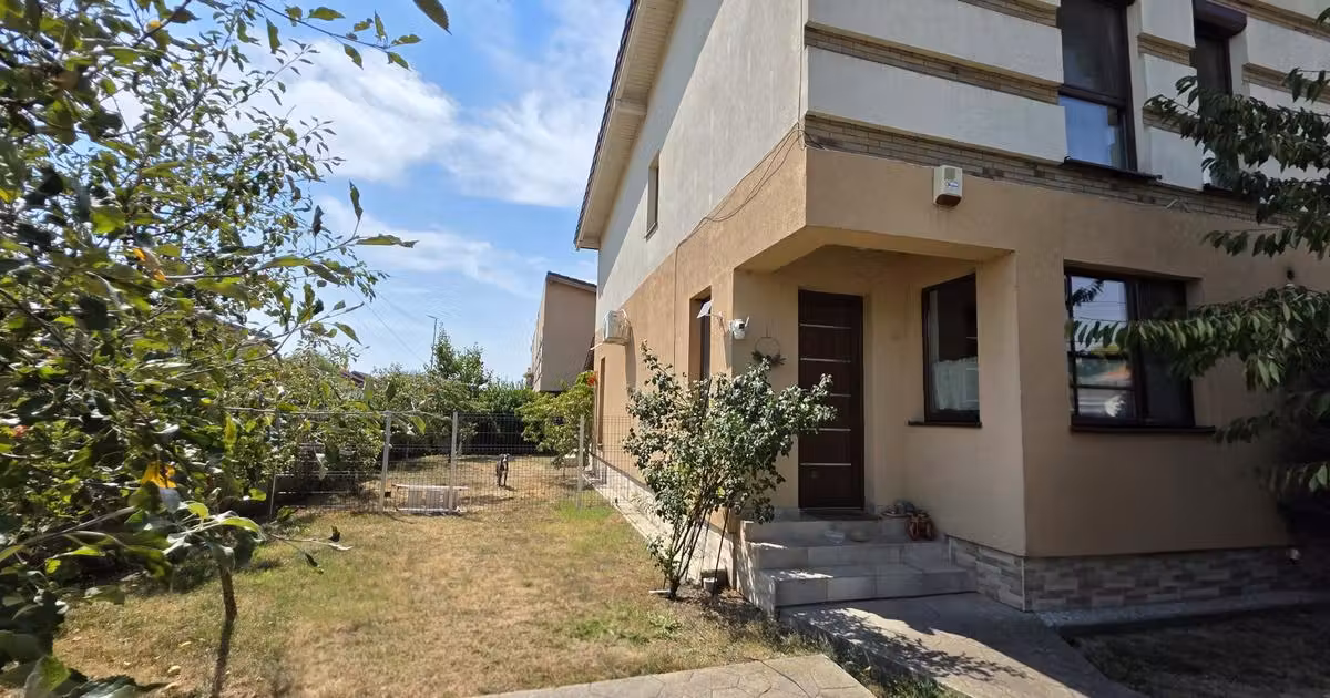 Duplex de vânzare cu 3 camere, mobilat în Dumbrăvița